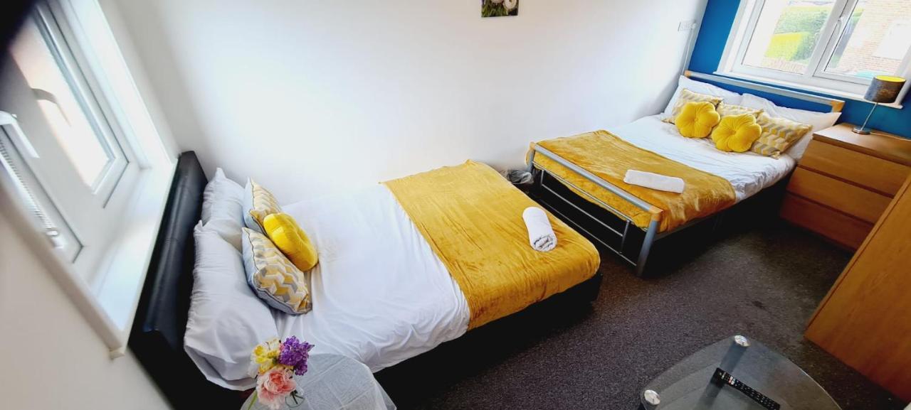 דרבי Browning House Bedrooms I Long Or Short Stay I Special Rate Available מראה חיצוני תמונה